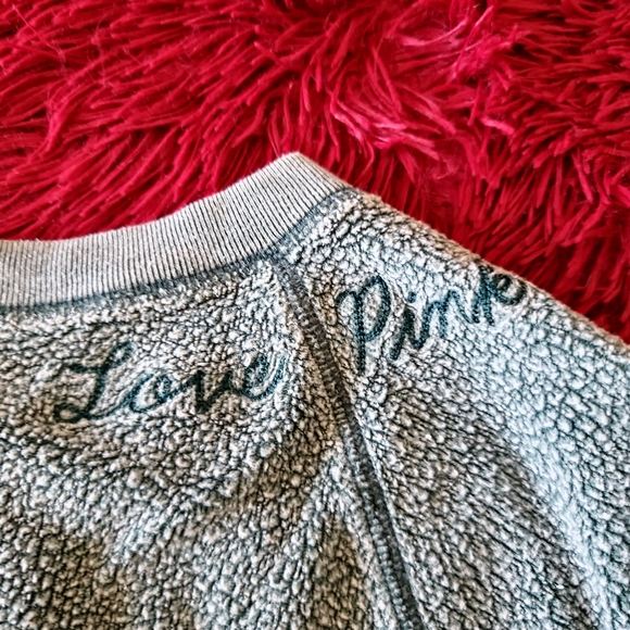 PINK - Picture 2 of 4